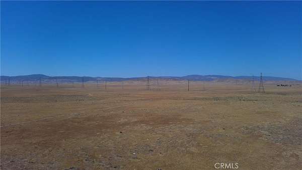 5 Acres of Residential Land for Sale in Antelope Acres, California