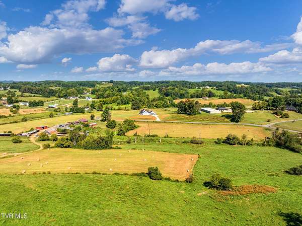 25 Acres of Agricultural & Residential Land for Sale in Jonesborough, Tennessee