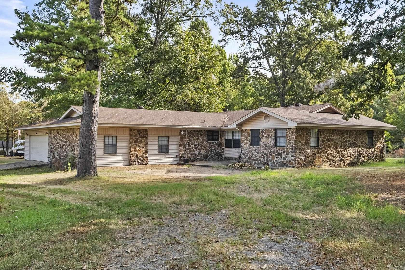 2 Acres of Land with Home for Sale in Judsonia, Arkansas