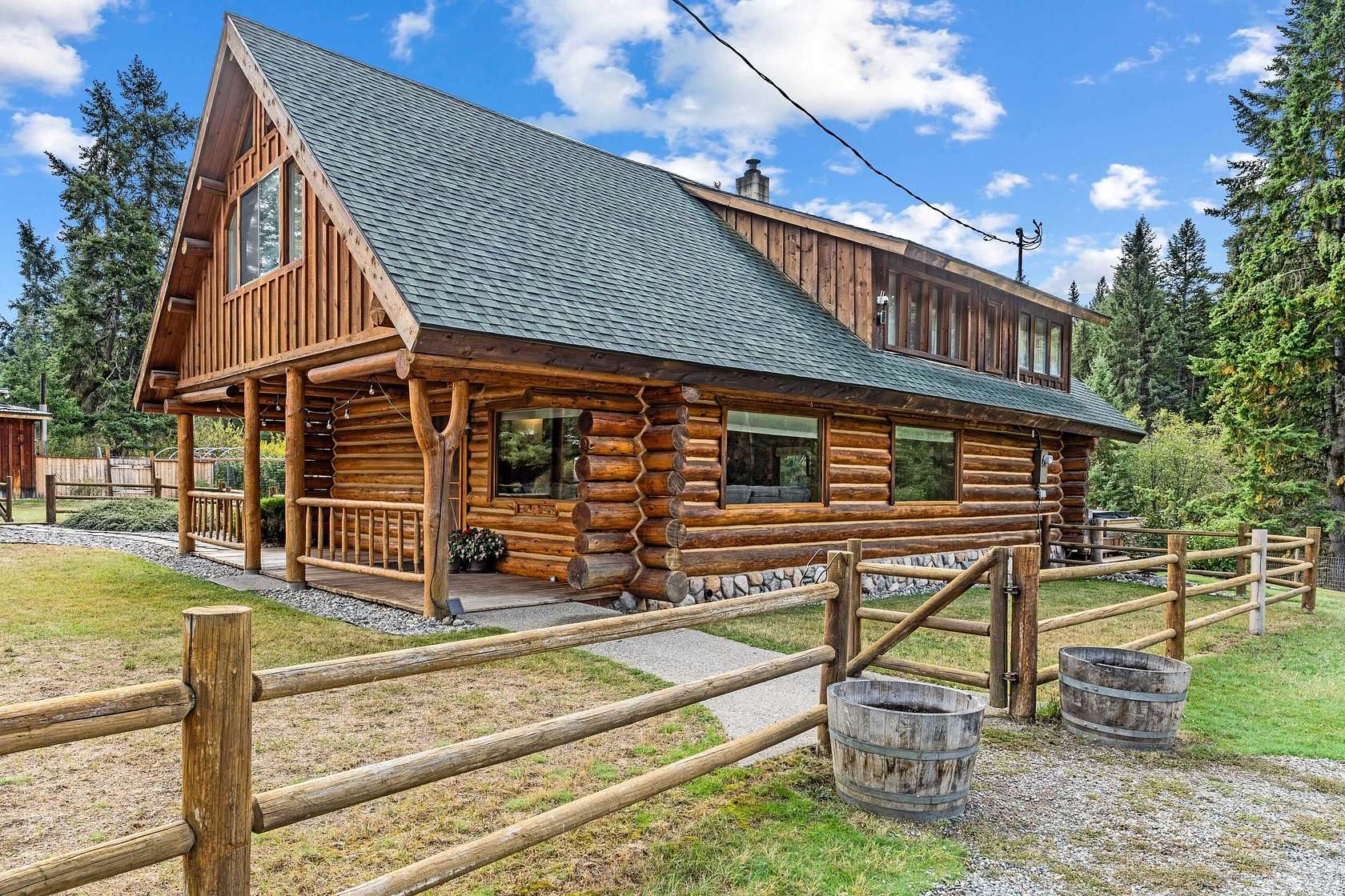 9.59 Acres of Land with Home for Sale in Republic, Washington