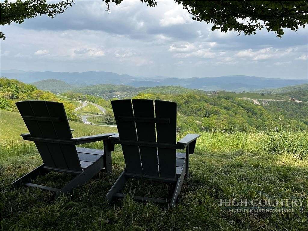 4 Acres of Residential Land for Sale in Banner Elk, North Carolina