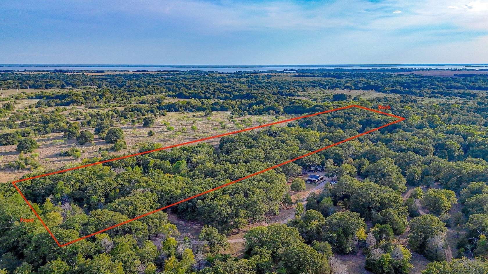 13.1 Acres of Recreational & Residential Land for Sale in Kerens, Texas