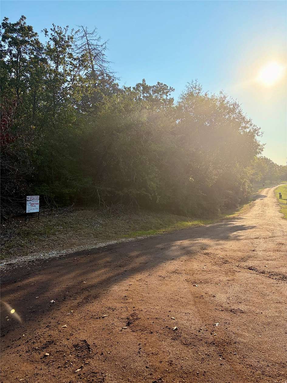 0.68 Acres of Land for Sale in Groesbeck, Texas