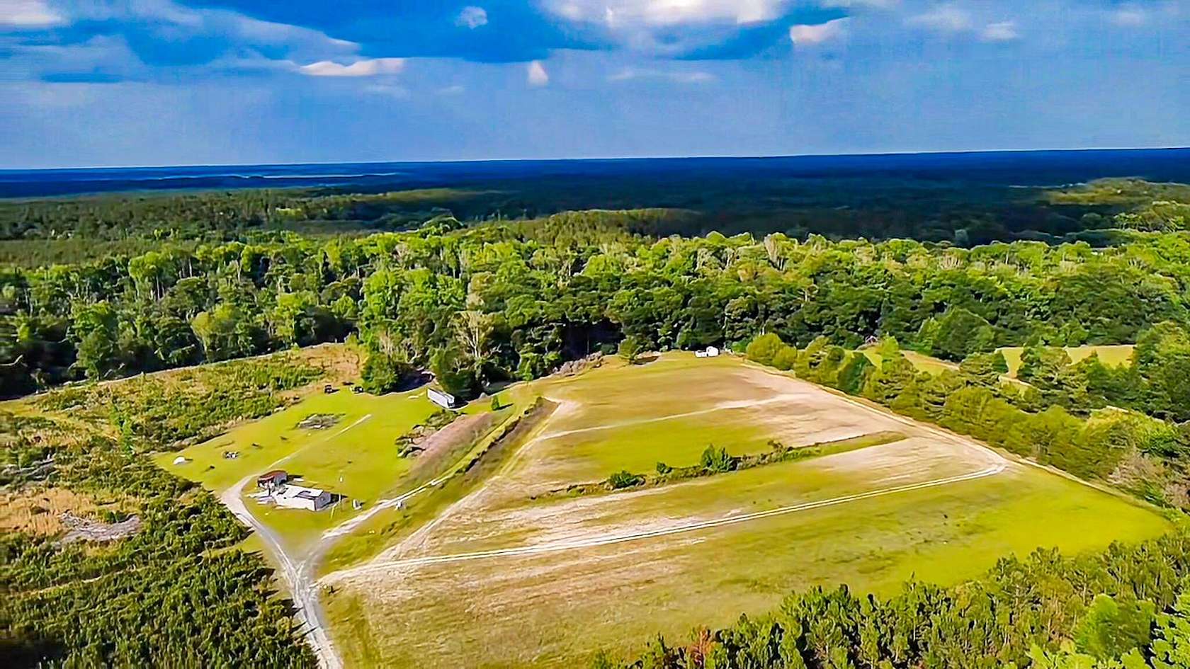 10 Acres of Land for Sale in Walterboro, South Carolina