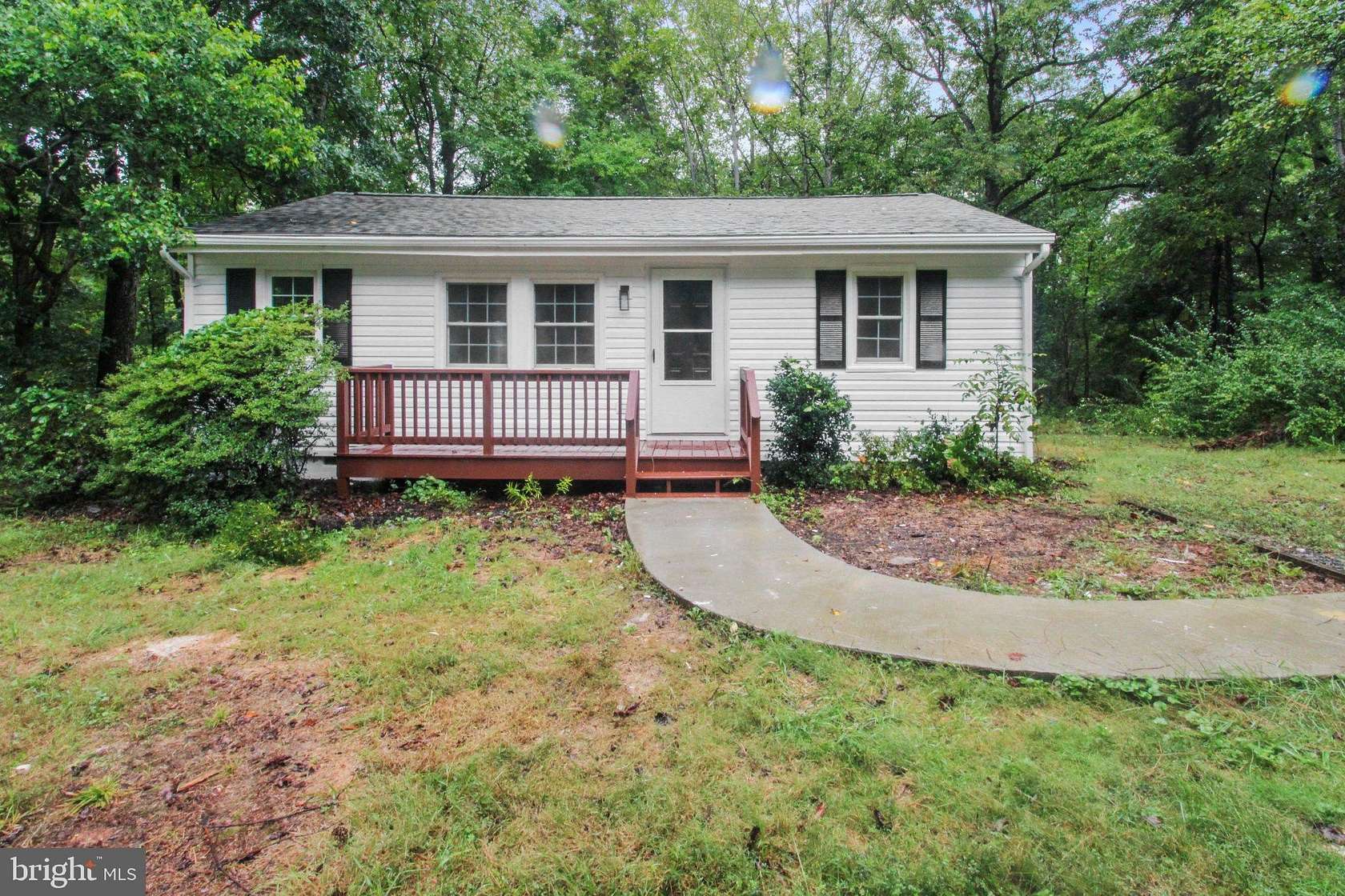 2 Acres of Land with Home for Sale in Palmyra, Virginia