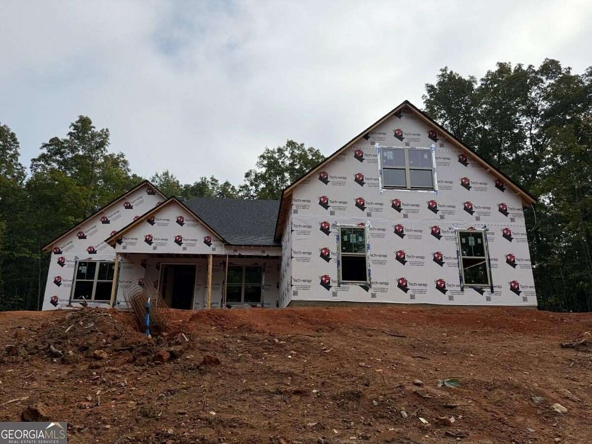 5 Acres of Land with Home for Sale in Rome, Georgia