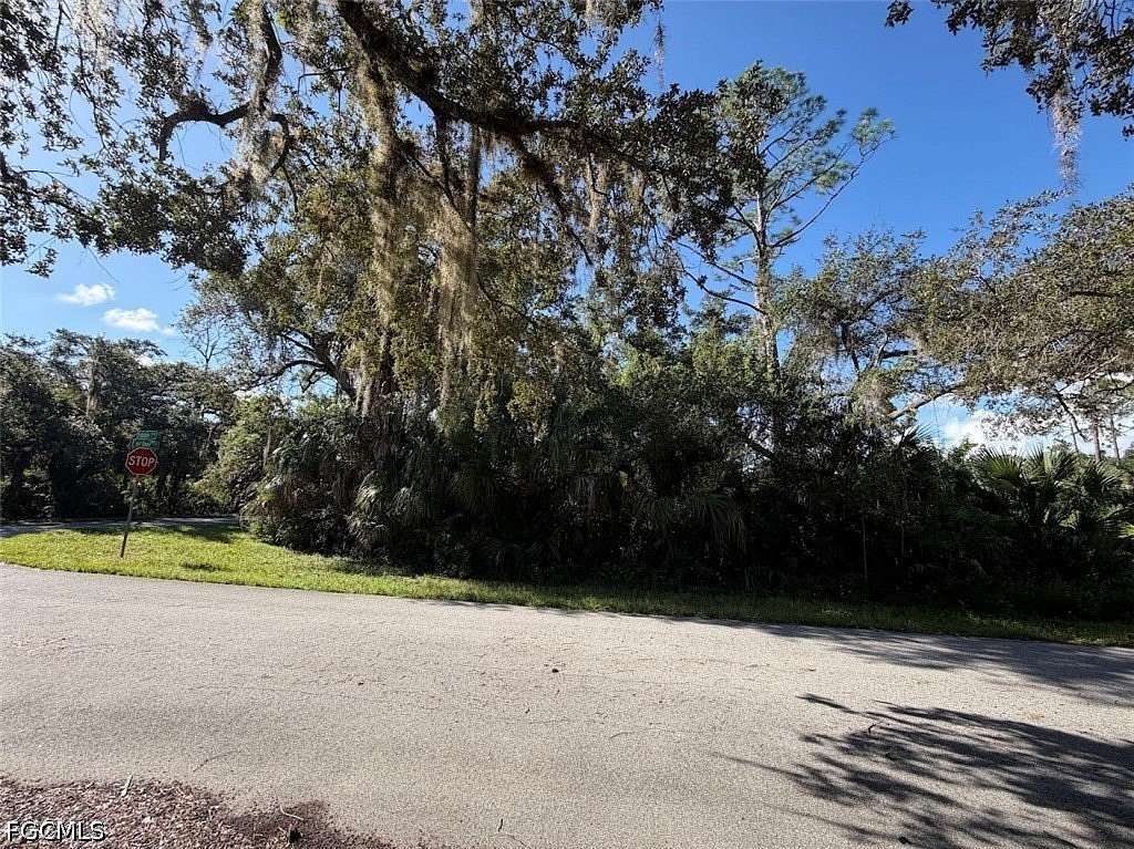 0.27 Acres of Residential Land for Sale in Port Charlotte, Florida