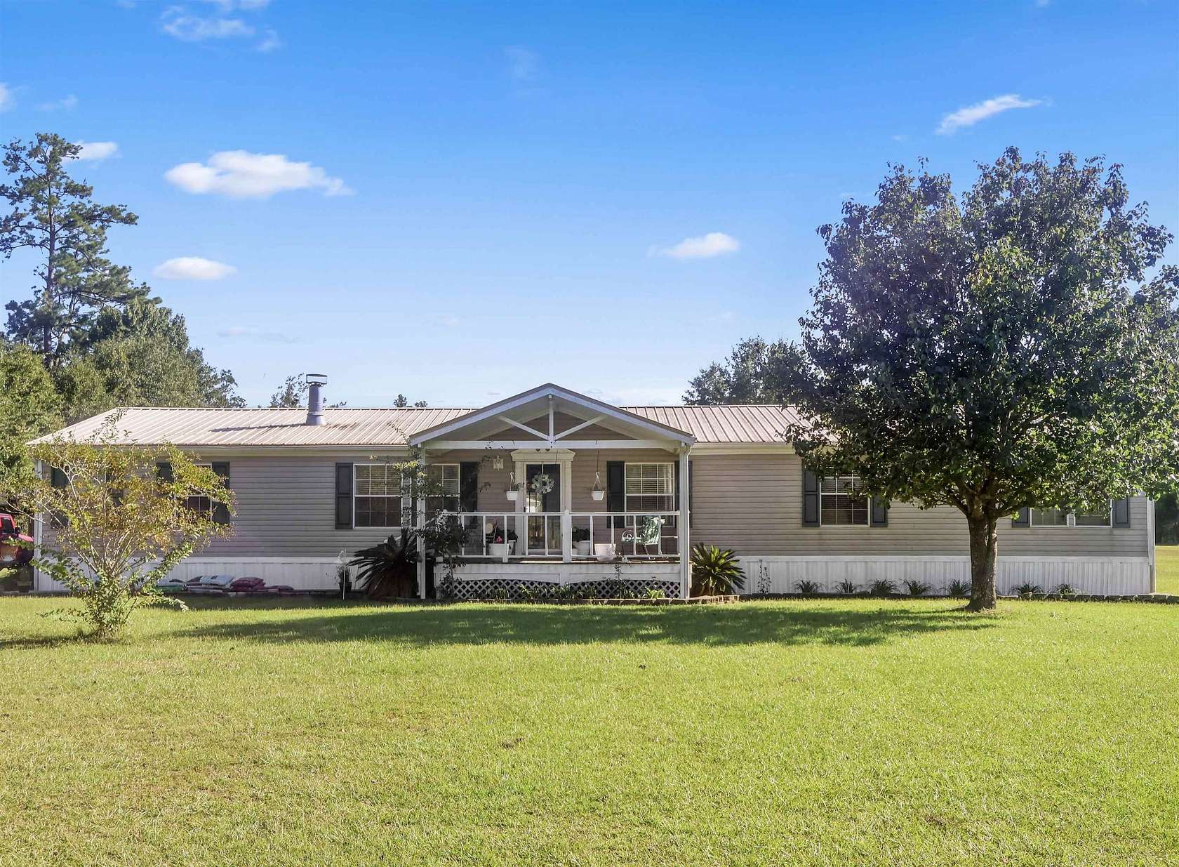 5 Acres of Land with Home for Sale in Bristol, Florida