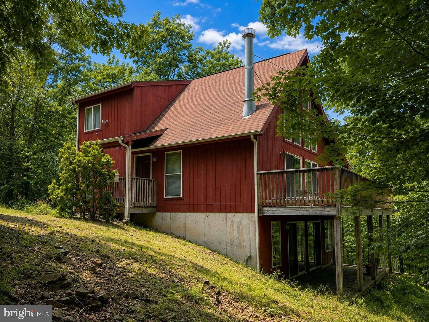 3.12 Acres of Land with Home for Sale in Hedgesville, West Virginia