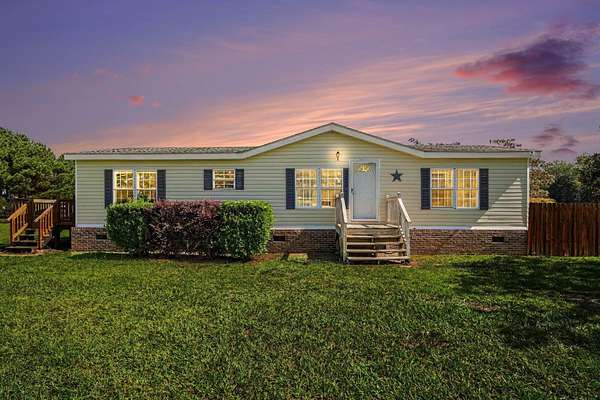 1.5 Acres of Land with Home for Sale in Green Sea, South Carolina