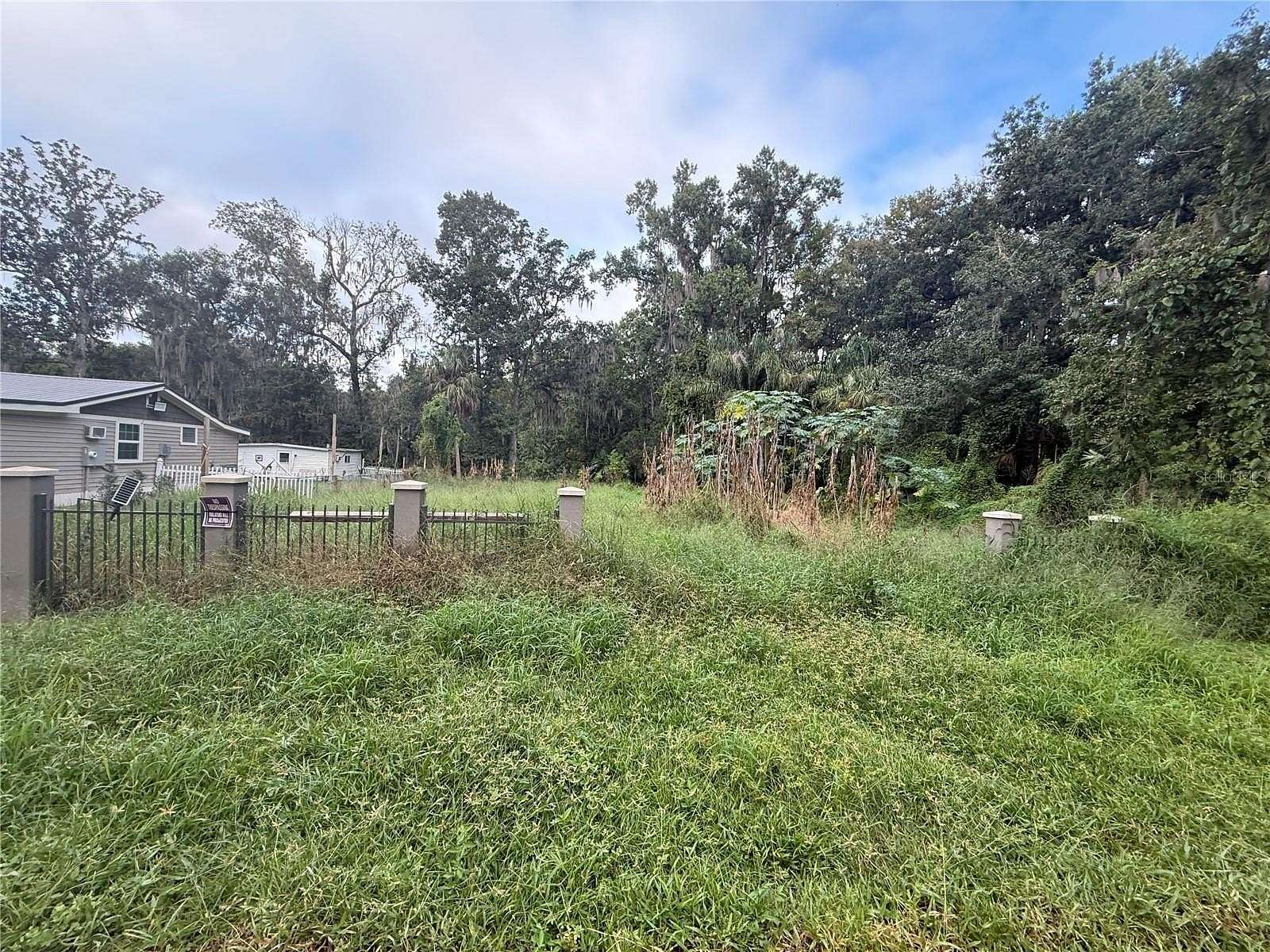 0.33 Acres of Residential Land for Sale in Leesburg, Florida