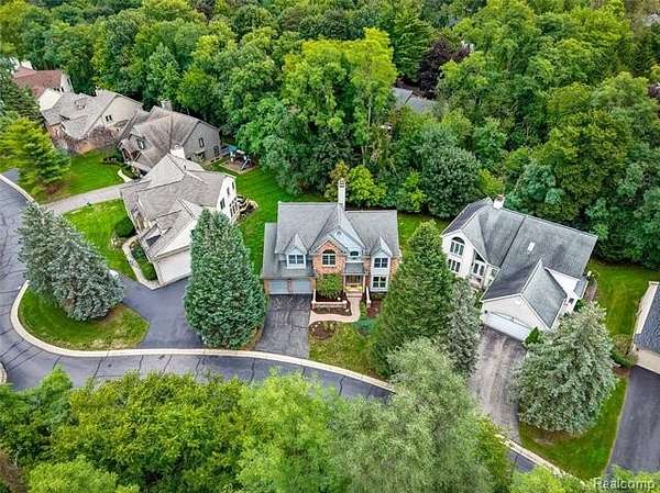 22.5 Acres of Land with Home for Sale in West Bloomfield, Michigan