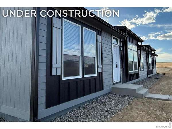 40 Acres of Land with Home for Sale in Nunn, Colorado