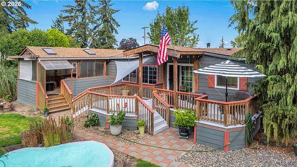 3 Acres of Land with Home for Sale in Woodburn, Oregon