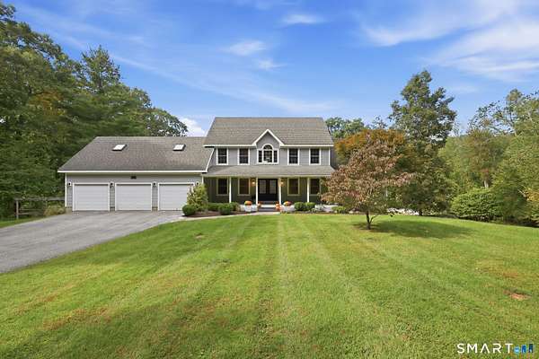 8 Acres of Land with Home for Sale in Mansfield Town, Connecticut