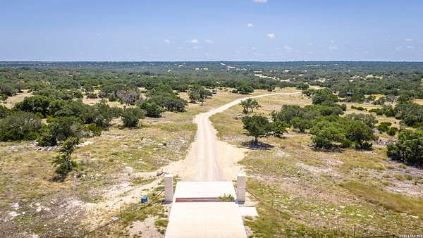 12 Acres of Land for Sale in Mountain Home, Texas