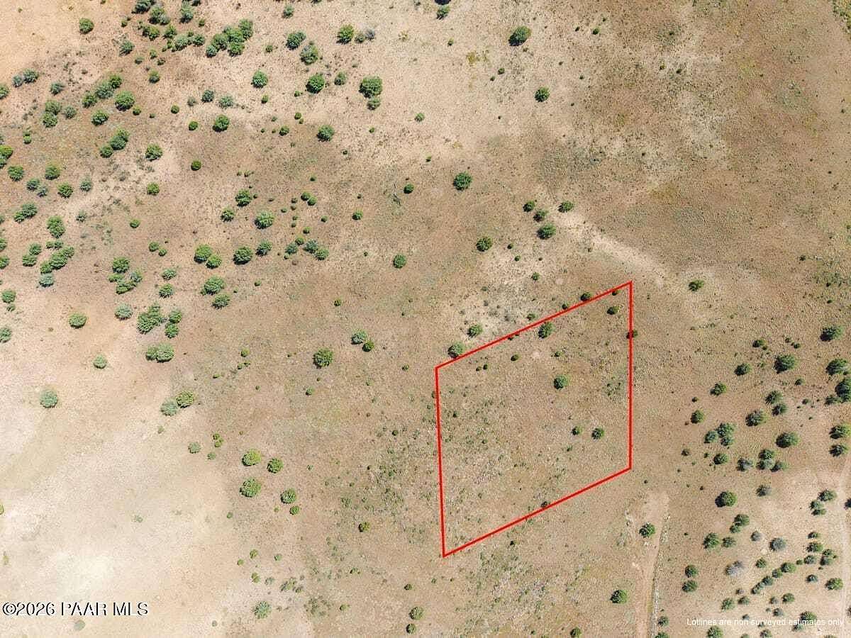 2 Acres of Residential Land for Sale in Paulden, Arizona