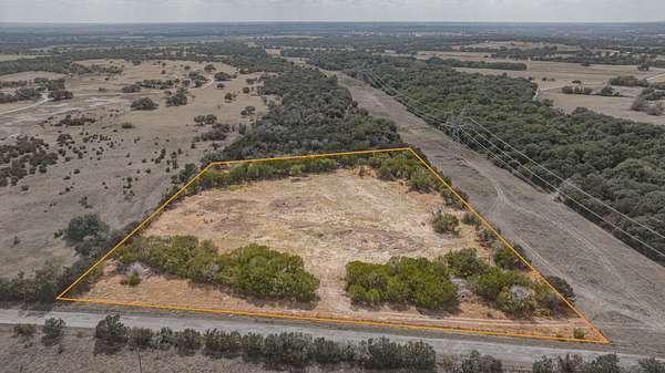 6 Acres of Residential Land for Sale in Stephenville, Texas