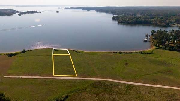 1 Acre of Residential Land for Sale in Milam, Texas