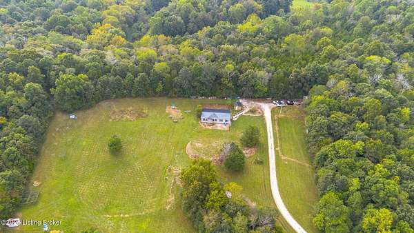 25.6 Acres of Land with Home for Sale in Irvington, Kentucky