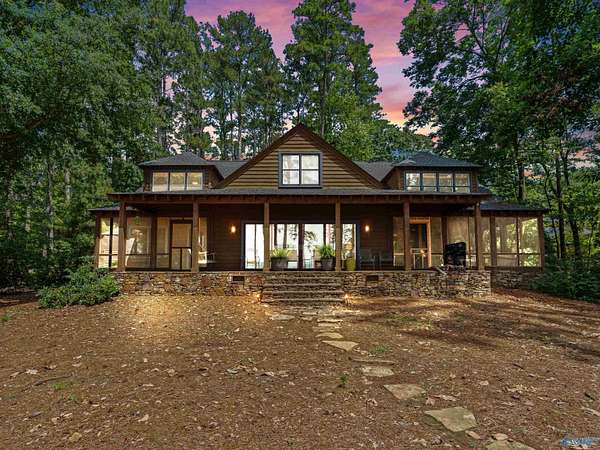 2.5 Acres of Land with Home for Sale in Scottsboro, Alabama