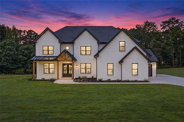 1.5 Acres of Land with Home for Sale in Jefferson, Georgia