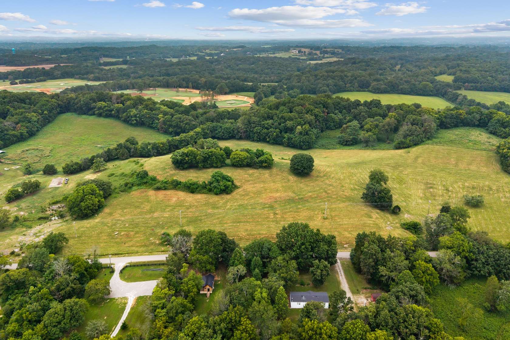 10 Acres of Land for Sale in Spring Hill, Tennessee