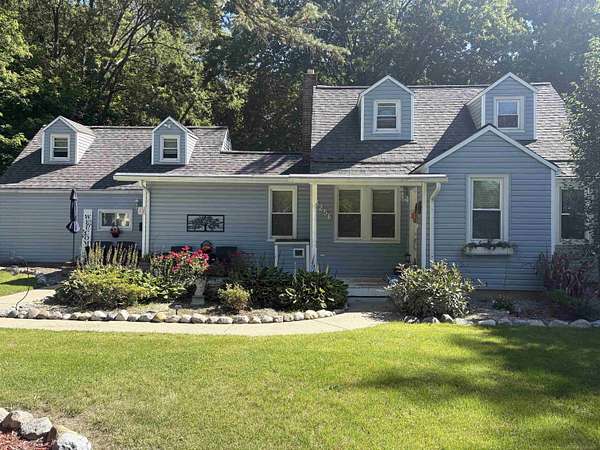 1.78 Acres of Land with Home for Sale in Flushing, Michigan