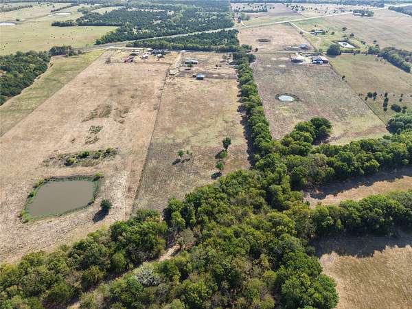 14 Acres of Recreational & Residential Land for Sale in Ladonia, Texas