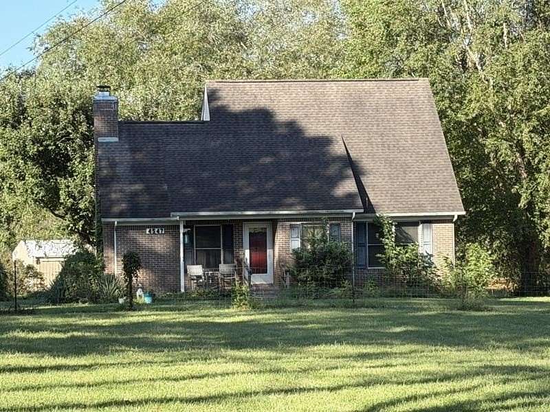 6.12 Acres of Land with Home for Auction in Alvaton, Kentucky