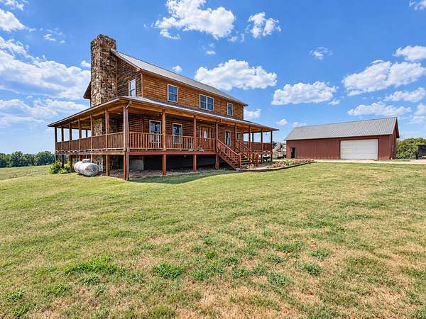8.5 Acres of Land with Home for Sale in Mount Pleasant, Arkansas