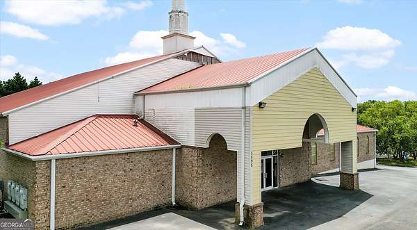 2 Acres of Improved Commercial Land for Sale in Riverdale, Georgia