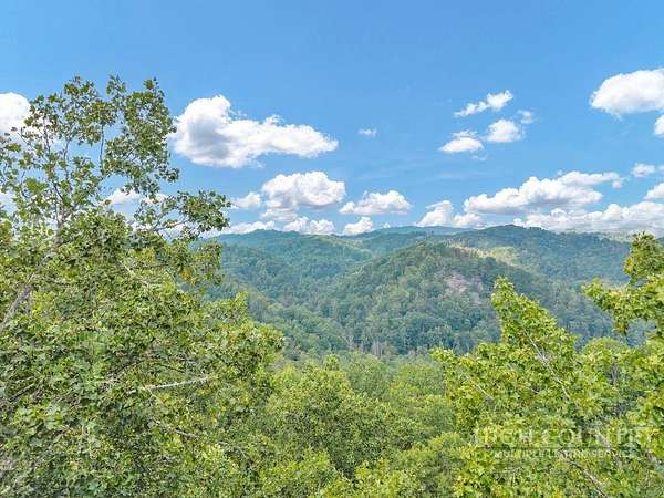 1.67 Acres of Residential Land for Sale in Elk Park, North Carolina