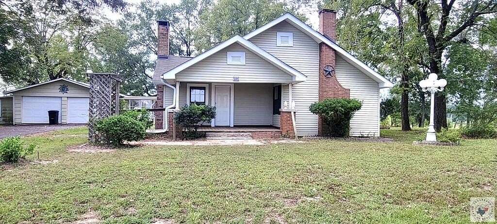 18 Acres of Land with Home for Sale in Atlanta, Texas