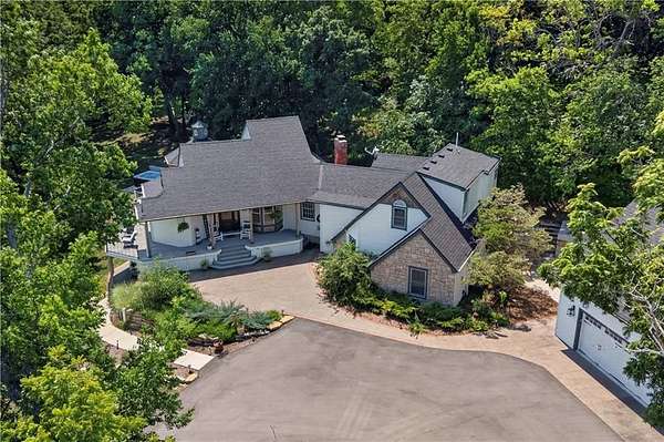 19.5 Acres of Land with Home for Sale in Baldwin City, Kansas