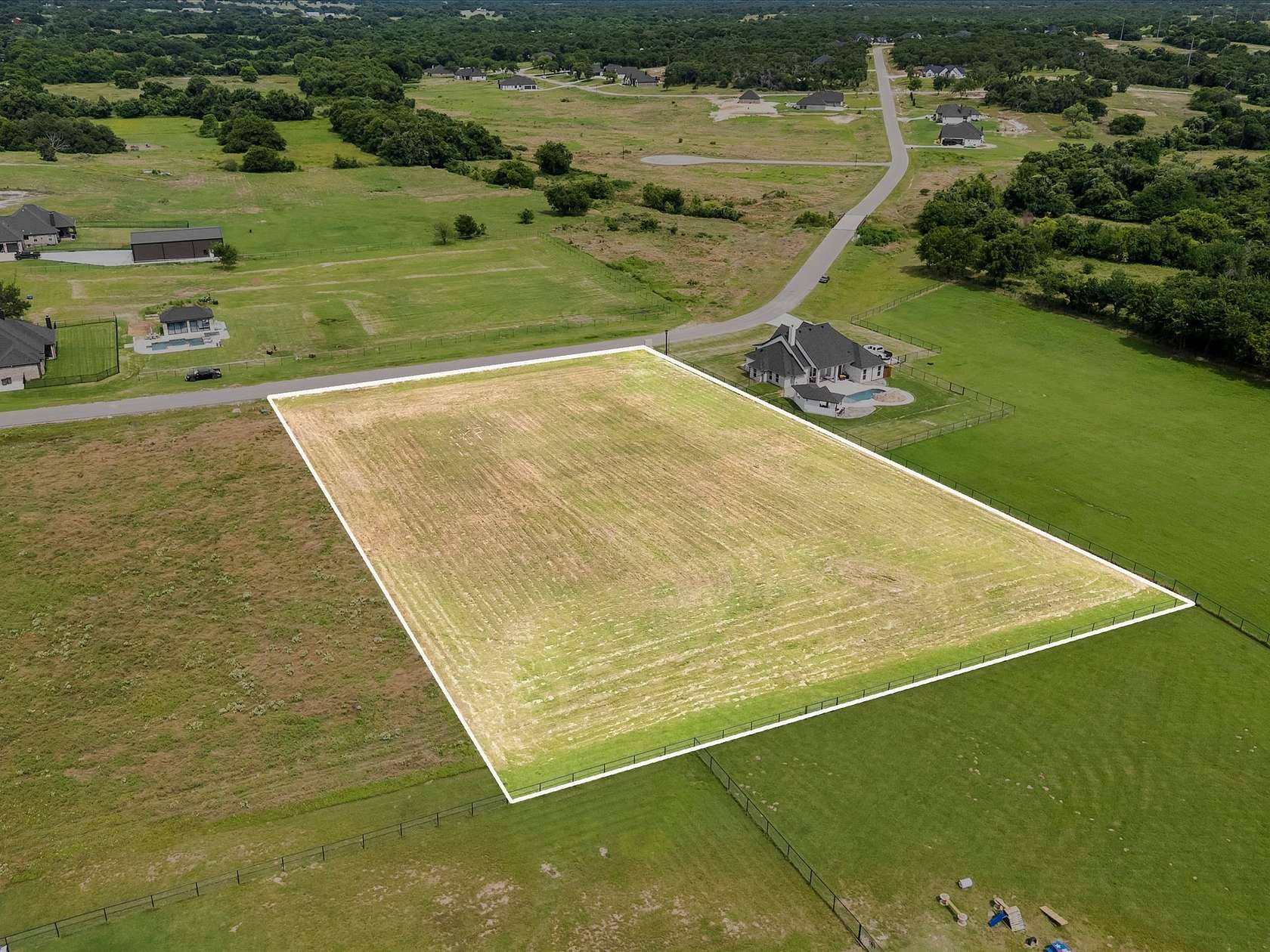 2.1 Acres of Residential Land for Sale in Weatherford, Texas