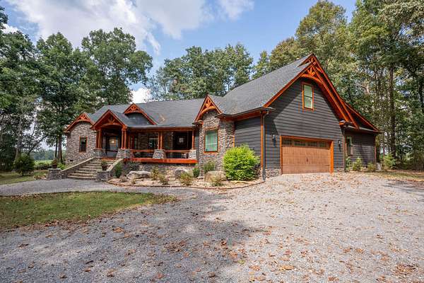 5.16 Acres of Land with Home for Sale in Rainsville, Alabama