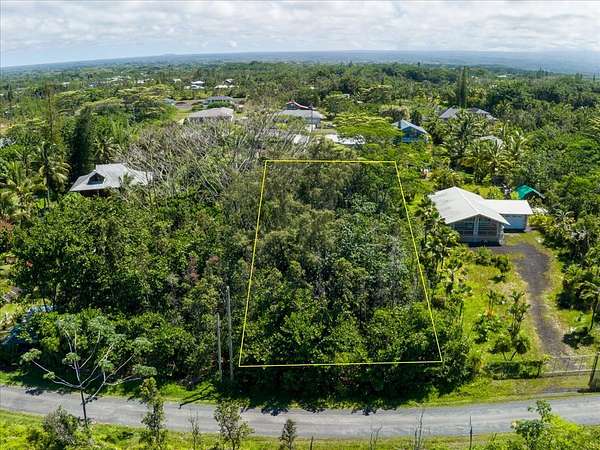 0.5 Acres of Land for Sale in Keaau, Hawaii