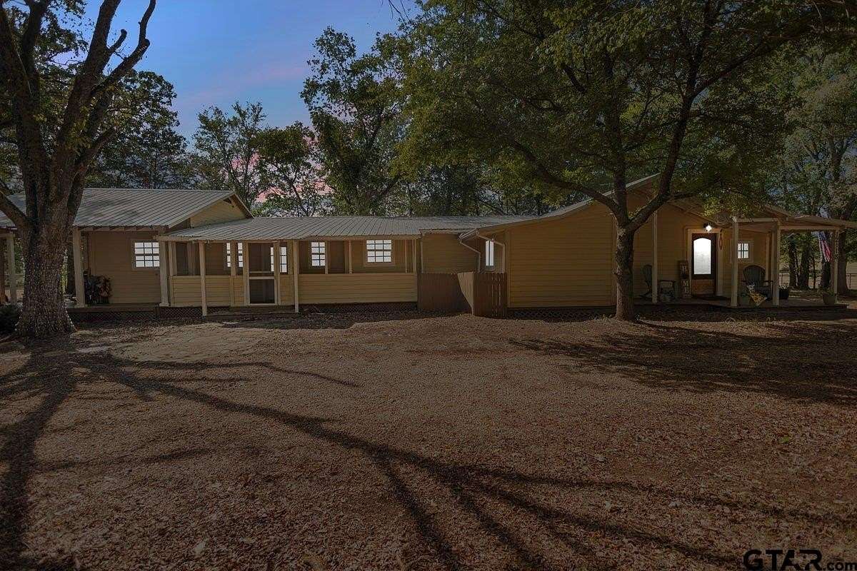 5 Acres of Land with Home for Sale in Tyler, Texas