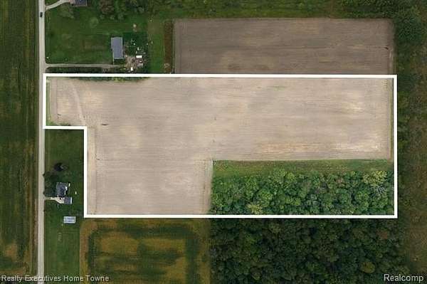 15 Acres of Land for Sale in Fort Gratiot, Michigan