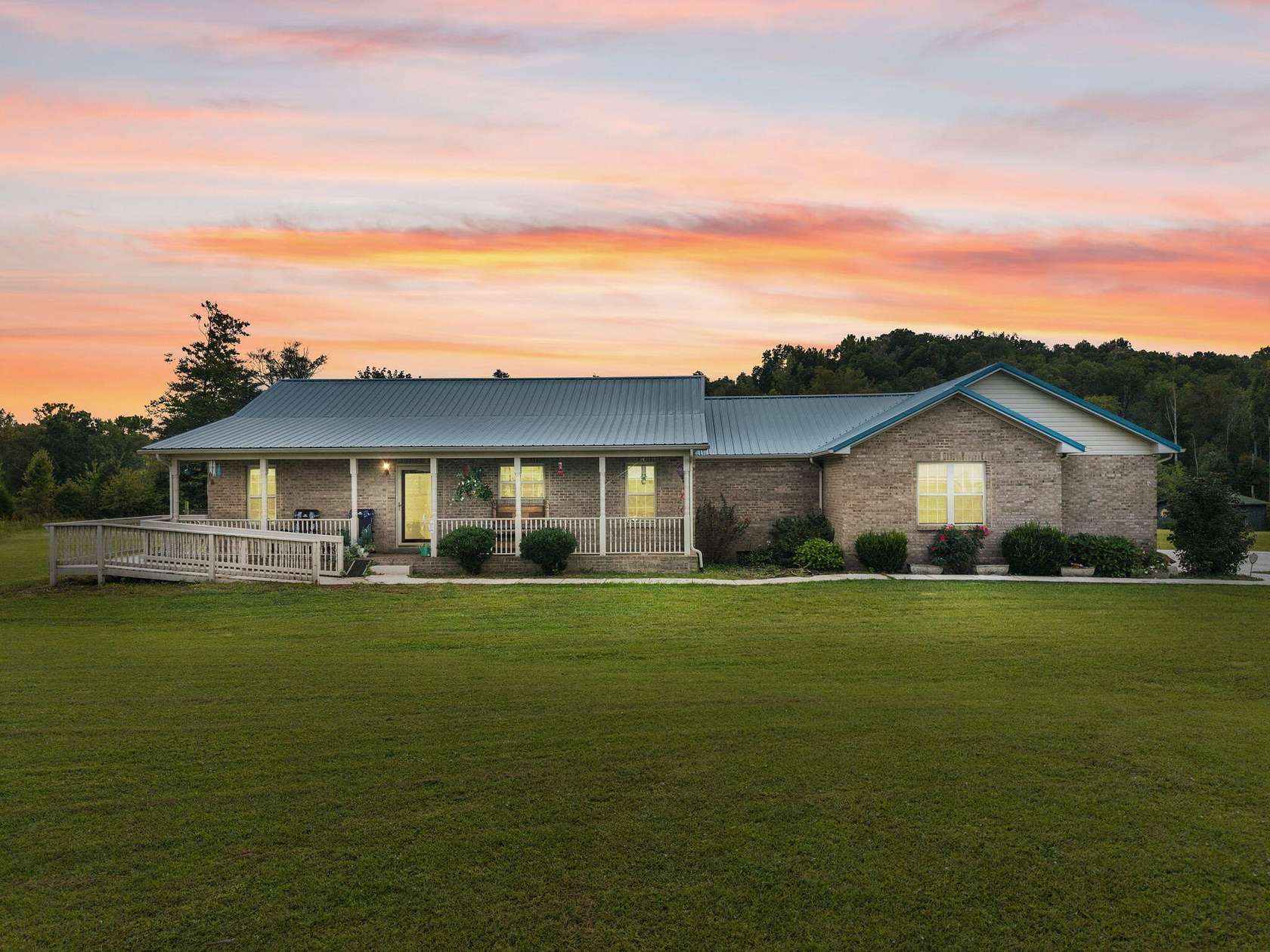 6.8 Acres of Land with Home for Sale in London, Kentucky