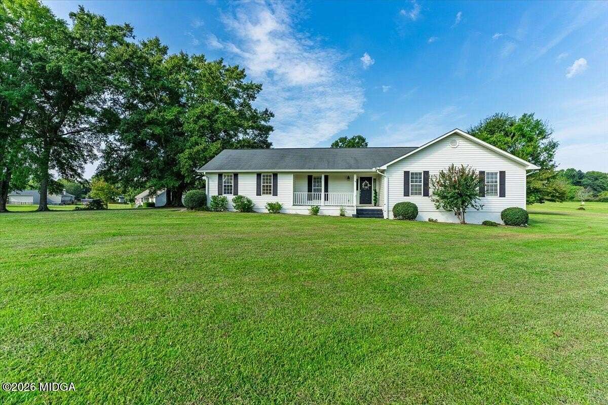2.46 Acres of Land with Home for Sale in Gray, Georgia