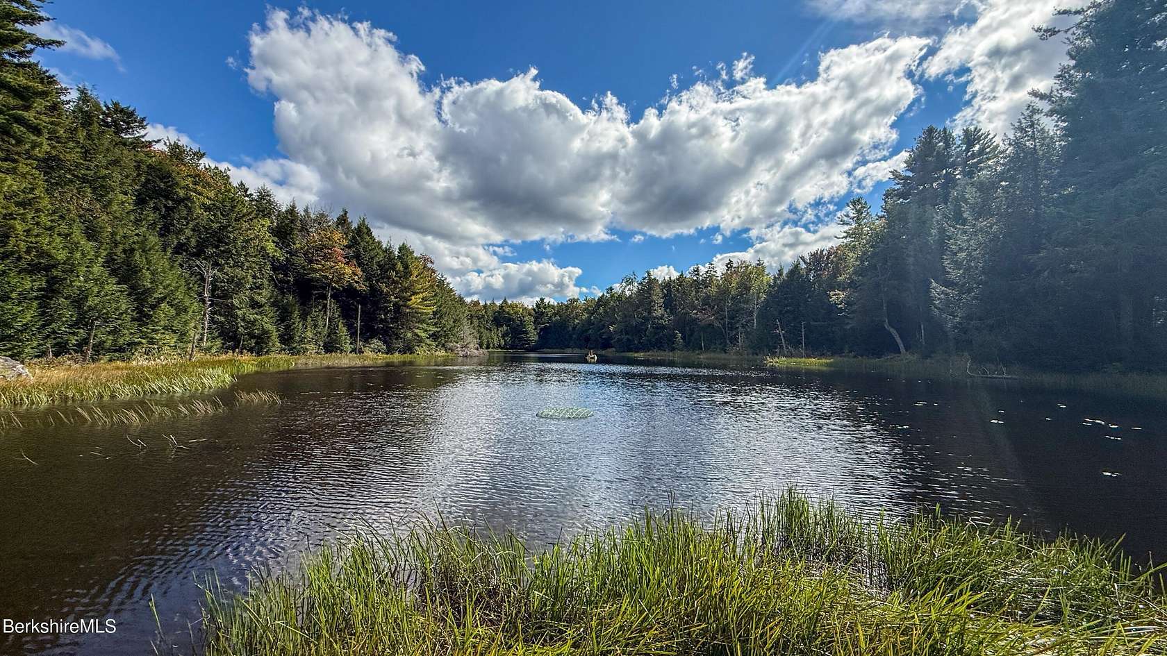 2.18 Acres of Residential Land for Sale in Becket, Massachusetts