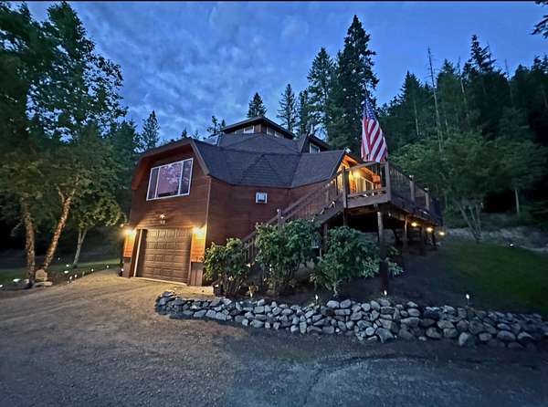 10.7 Acres of Land with Home for Sale in Cusick, Washington