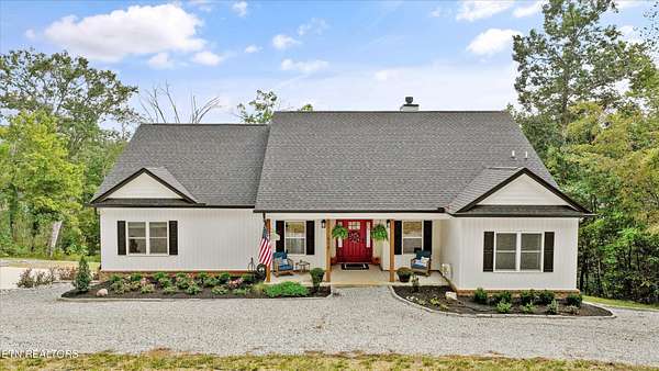 2.1 Acres of Land with Home for Sale in Harriman, Tennessee