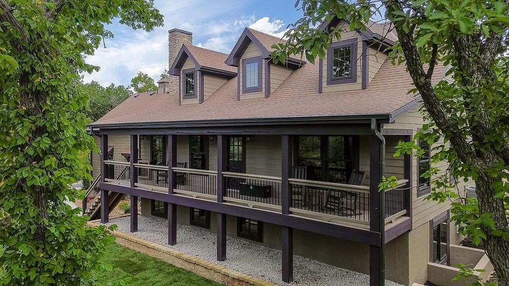 1.86 Acres of Land with Home for Sale in Kansas City, Kansas