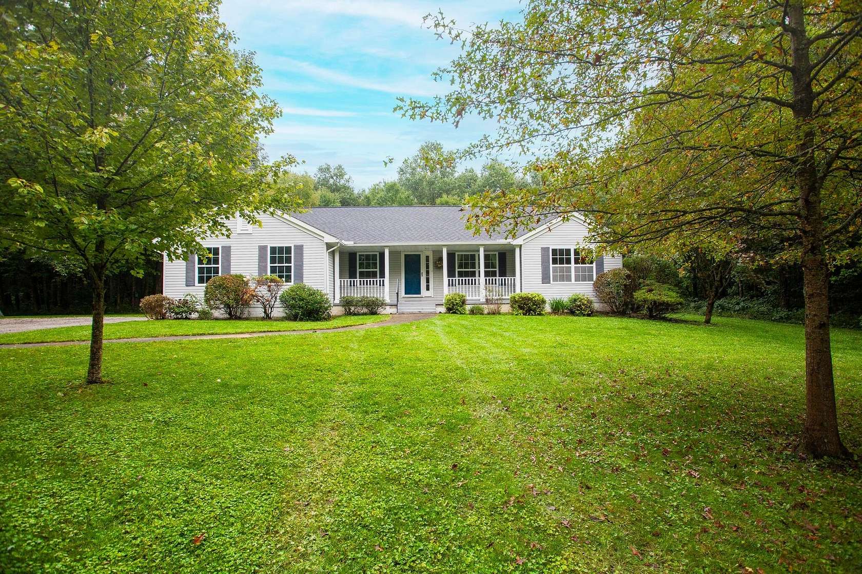 6.1 Acres of Land with Home for Sale in Utica, Ohio