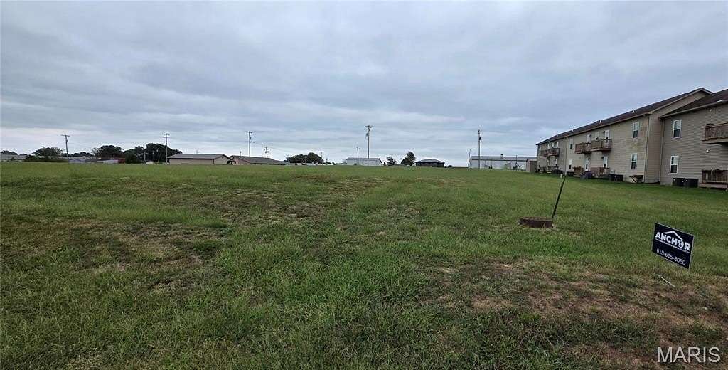 2.77 Acres of Residential Land for Sale in Sparta, Illinois