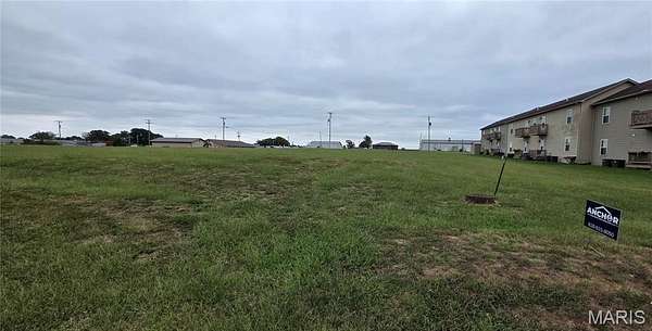 2.77 Acres of Residential Land for Sale in Sparta, Illinois