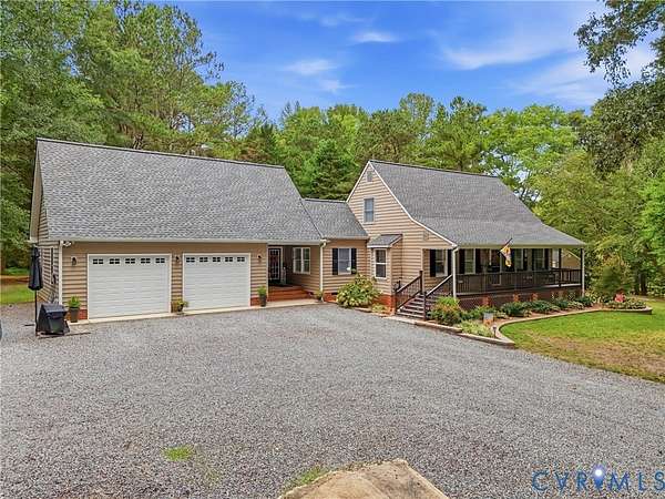 4.7 Acres of Land with Home for Sale in Mechanicsville, Virginia